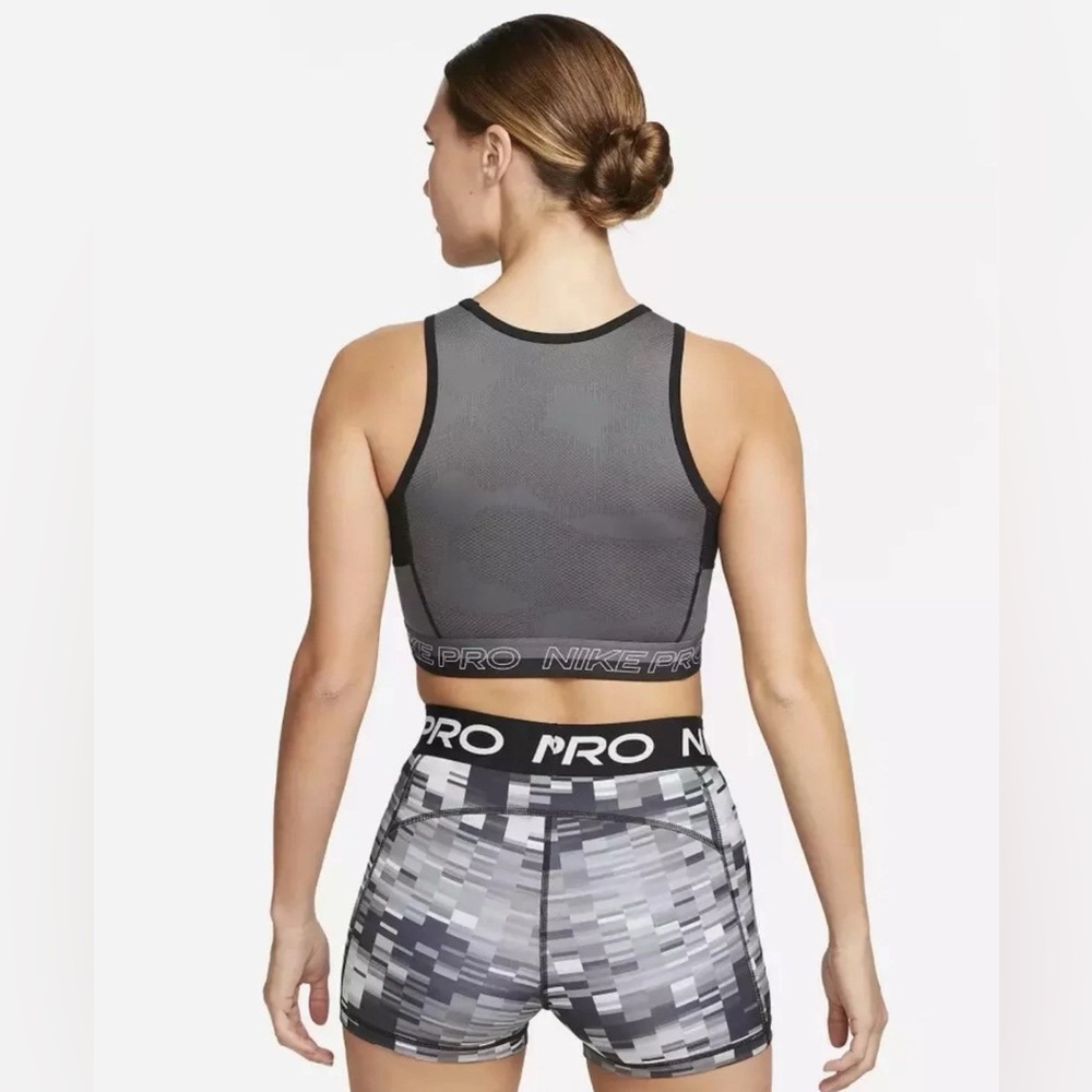 Nike Pro Dri-FIT Women's Cropped Training Tank Top DX0061-010 Black Size L NEW - Picture 6 of 6